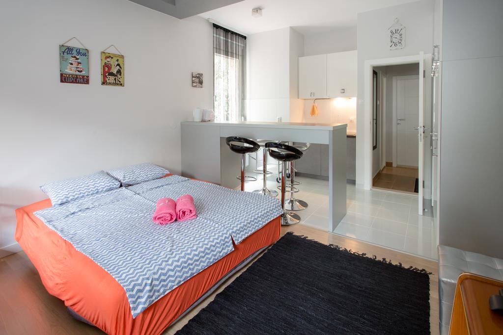Lea Apartment Belgrad Exteriör bild